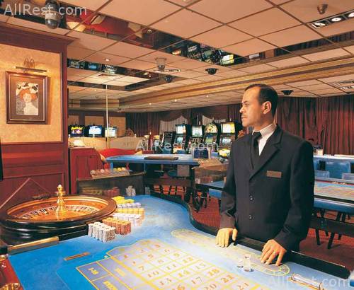 Pyramisa Suites Hotel & Casino 29
